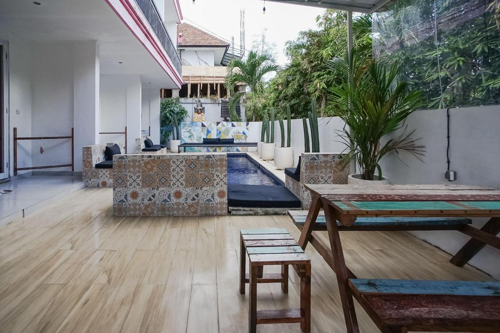 Margarita Surf Hostel Canggu Zewnętrze zdjęcie