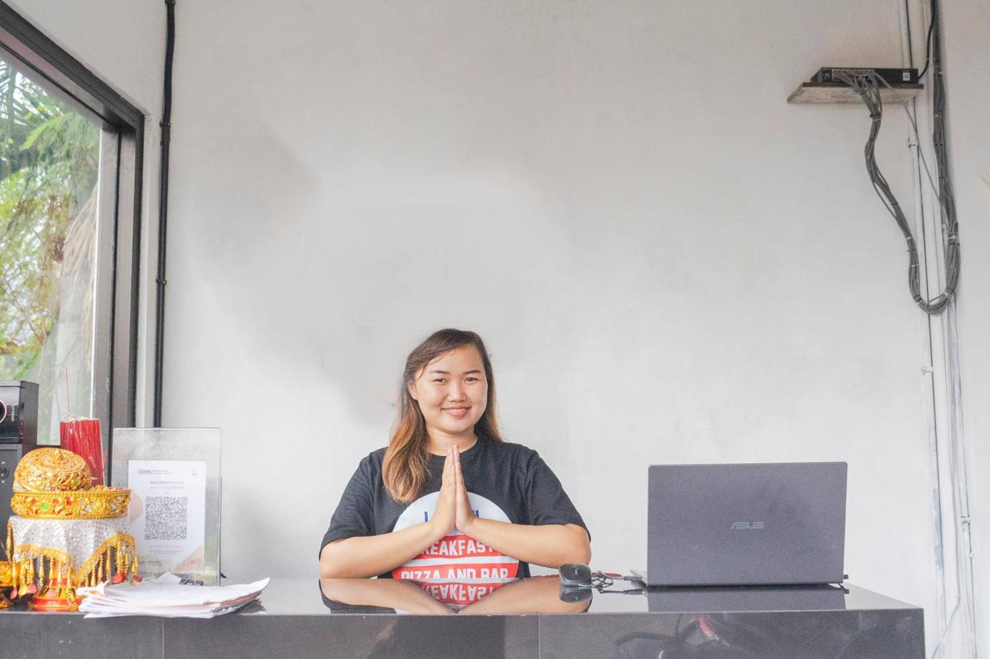 Margarita Surf Hostel Canggu Zewnętrze zdjęcie