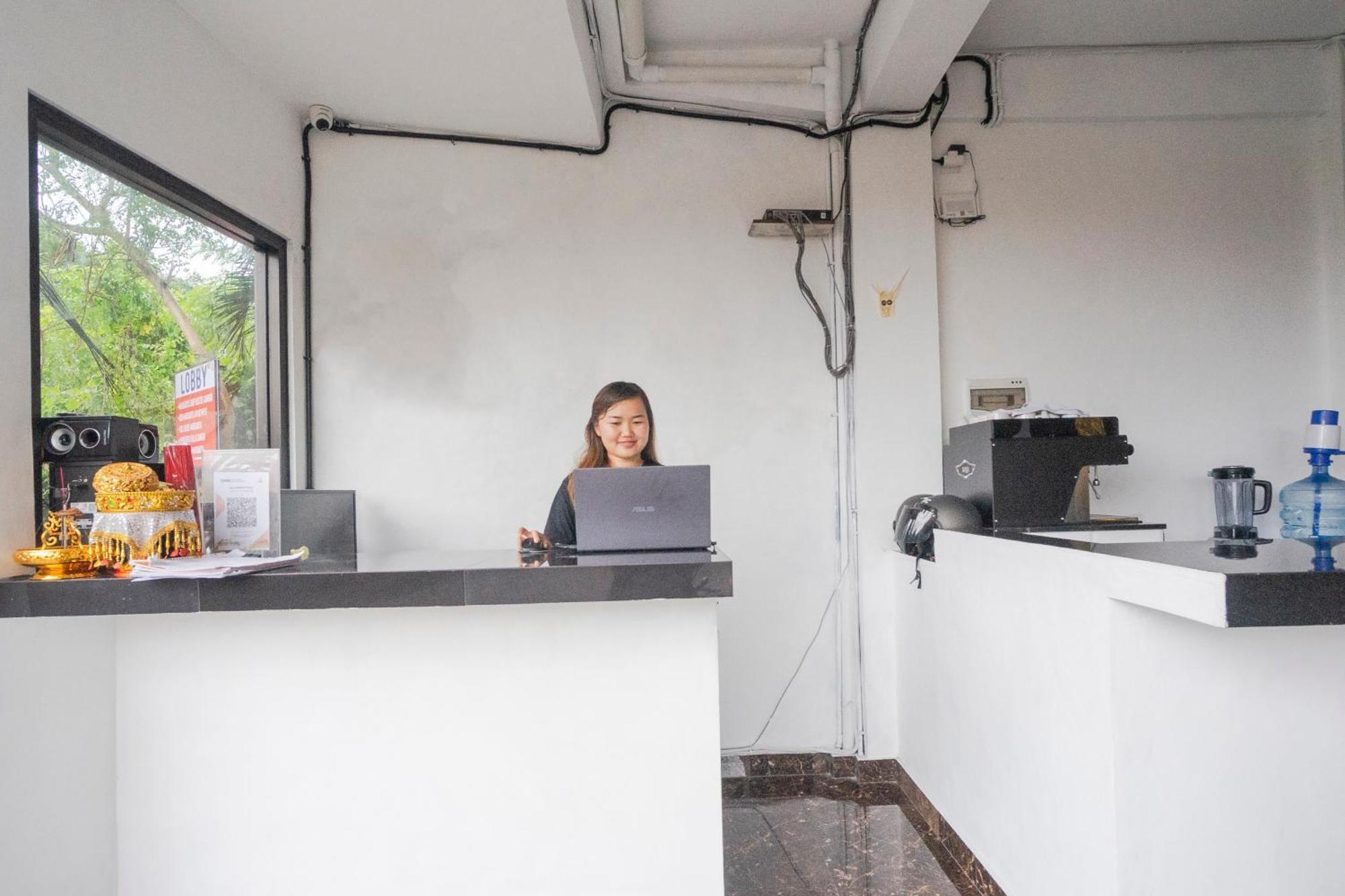 Margarita Surf Hostel Canggu Zewnętrze zdjęcie