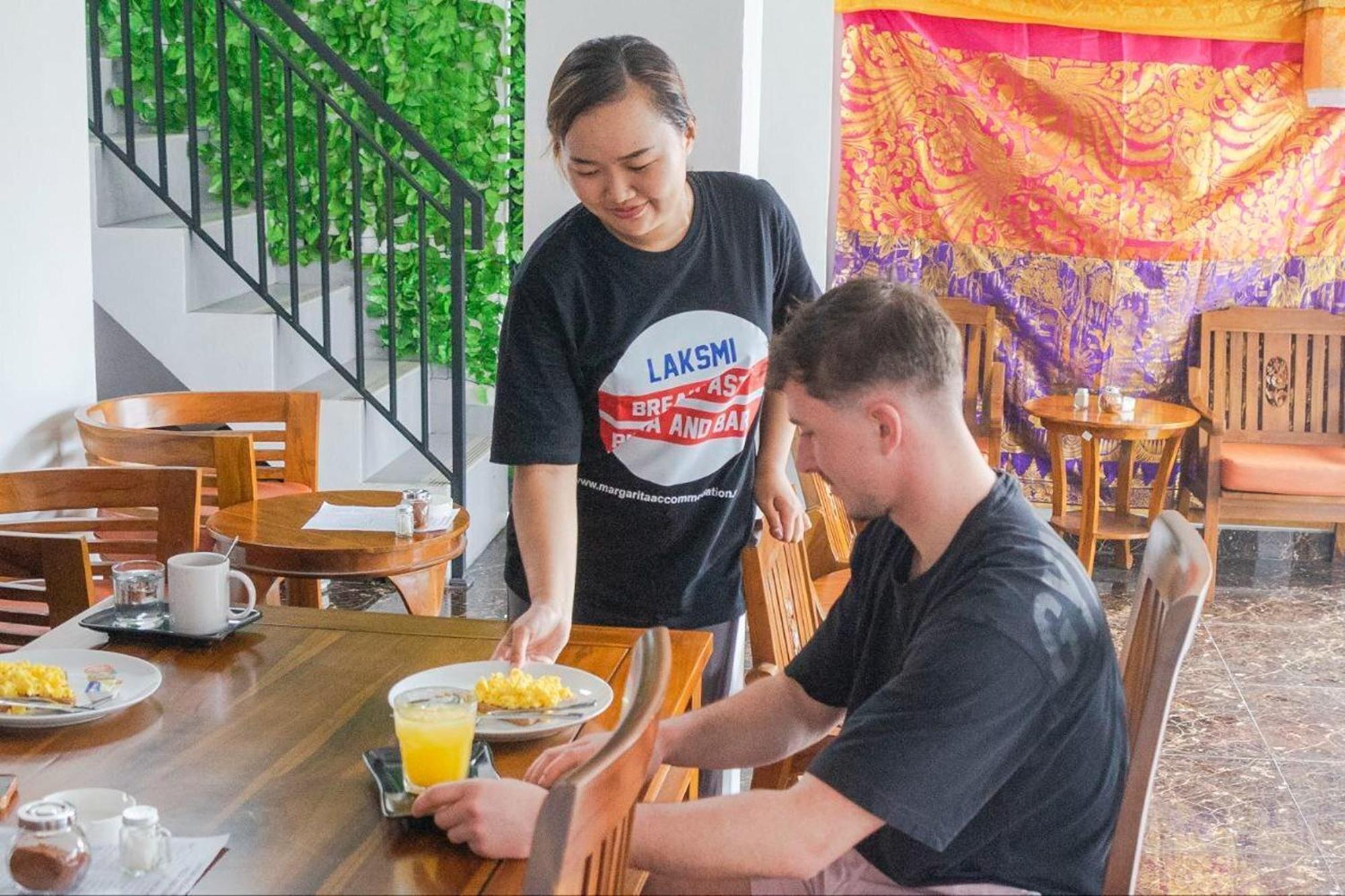 Margarita Surf Hostel Canggu Zewnętrze zdjęcie