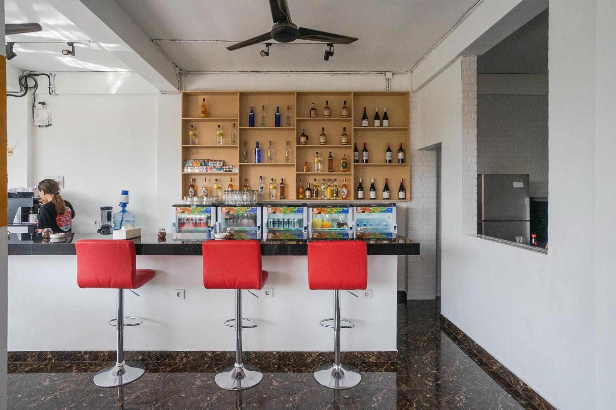 Margarita Surf Hostel Canggu Zewnętrze zdjęcie