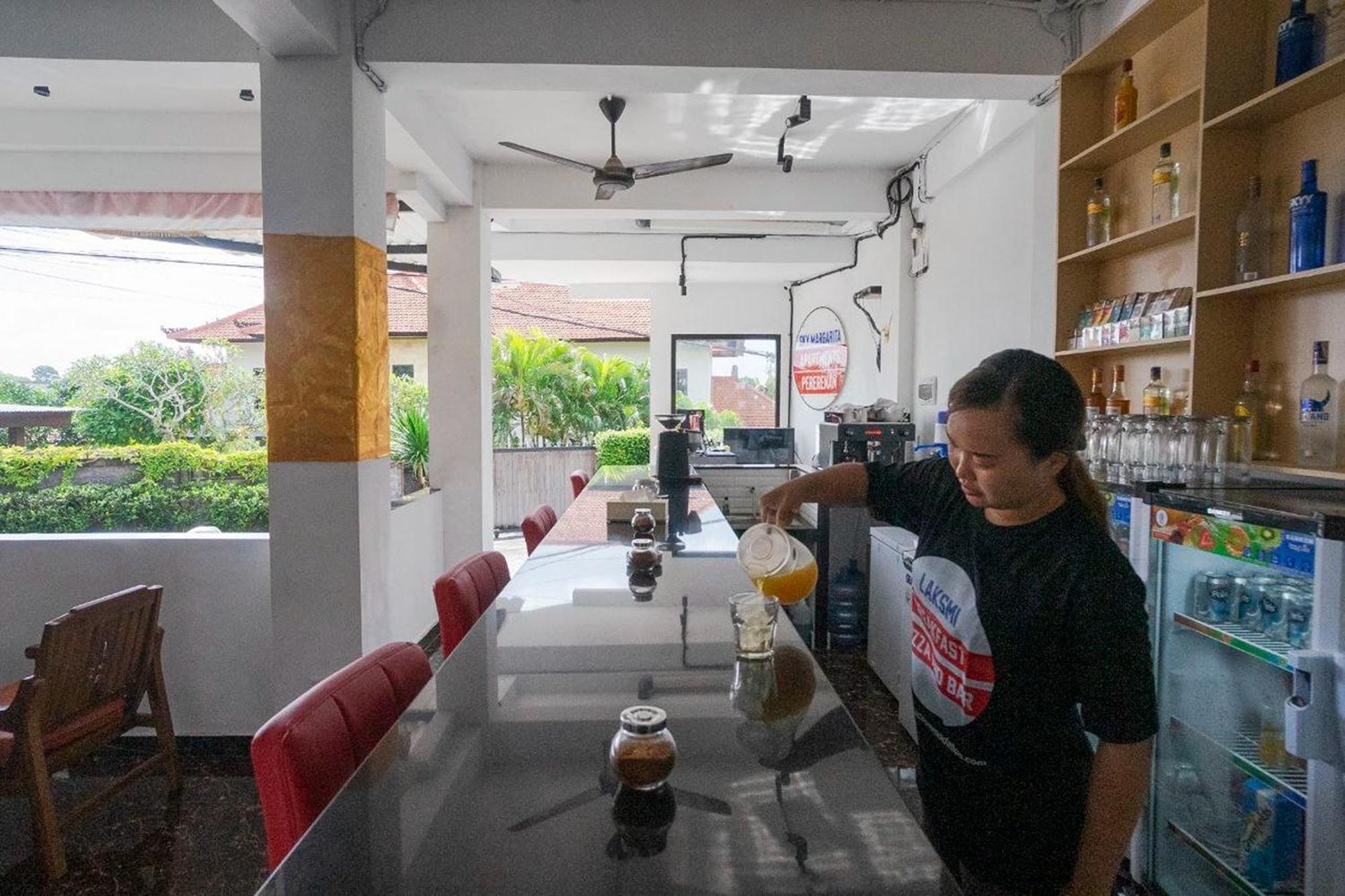 Margarita Surf Hostel Canggu Zewnętrze zdjęcie