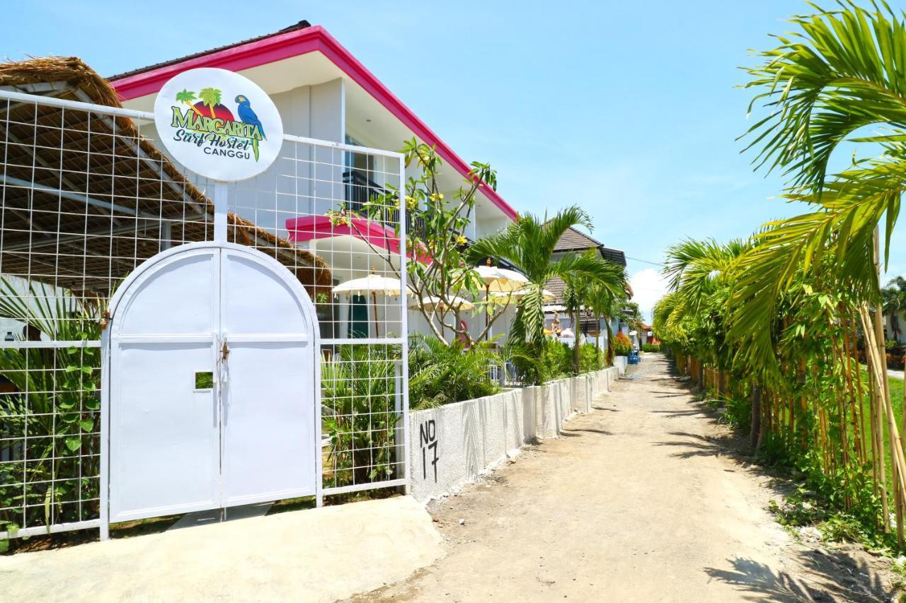 Margarita Surf Hostel Canggu Zewnętrze zdjęcie