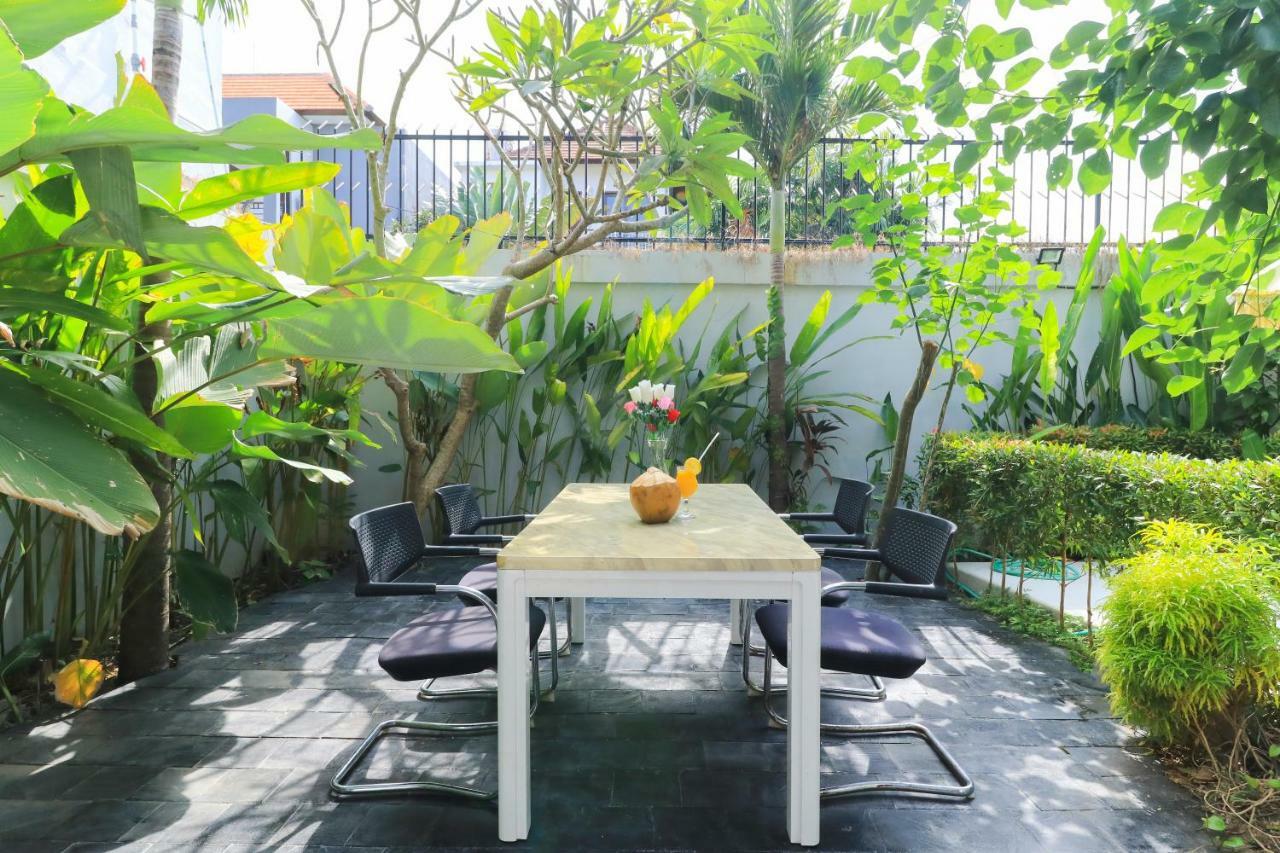 Margarita Surf Hostel Canggu Zewnętrze zdjęcie